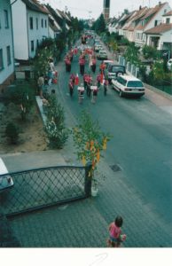 Summertime am Born mit Livemusik von Barriola @ Harheimer Born
