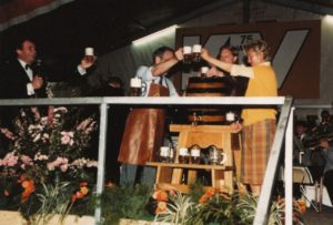 Summertime am Born mit Livemusik von Barriola @ Harheimer Born
