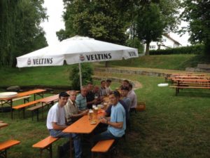 Summertime am Born mit Livemusik von Barriola @ Harheimer Born